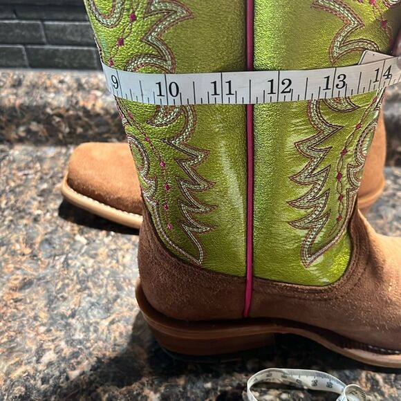 ARIAT WOMEN'S FUTURITY BOON WESTERN BOOTS - SQUARE TOE - Picture 11 of 16